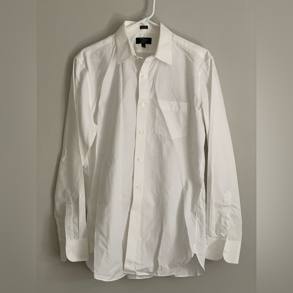 White dress shirt